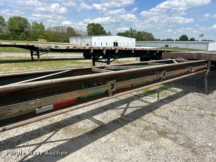 image for item FC2533 1988 Fontaine TP-3-4868SL extendable flatbed trailer