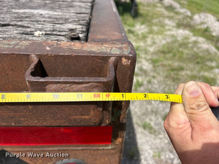 image for item FC2533 1988 Fontaine TP-3-4868SL extendable flatbed trailer