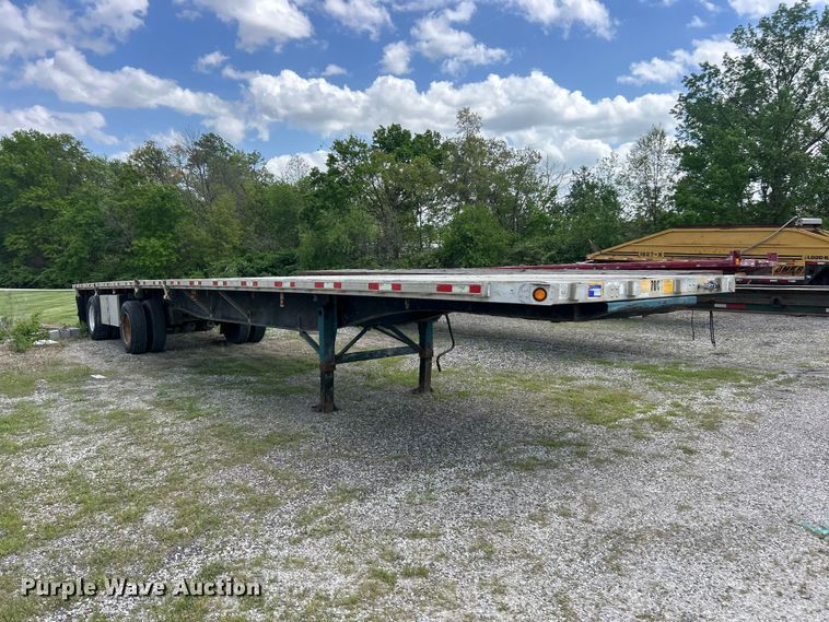 image for item FC2534 2001 Utility FS2CHA flatbed trailer