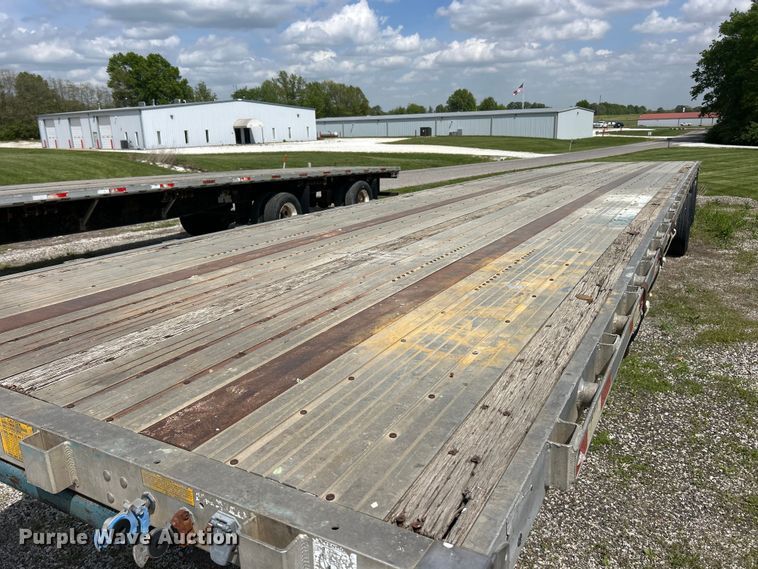 image for item FC2534 2001 Utility FS2CHA flatbed trailer