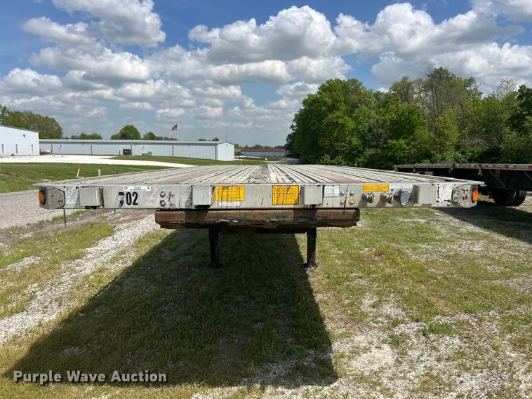 image for item FC2535 2001 Utility FS2CHA flatbed trailer