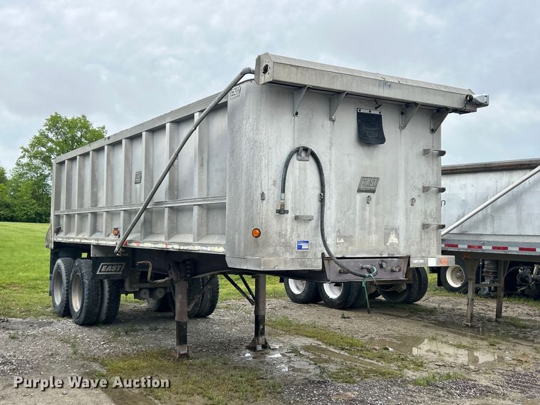 image for item FC2562 1995 East Manufacturing end dump trailer