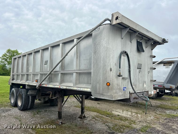 image for item FC2562 1995 East Manufacturing end dump trailer