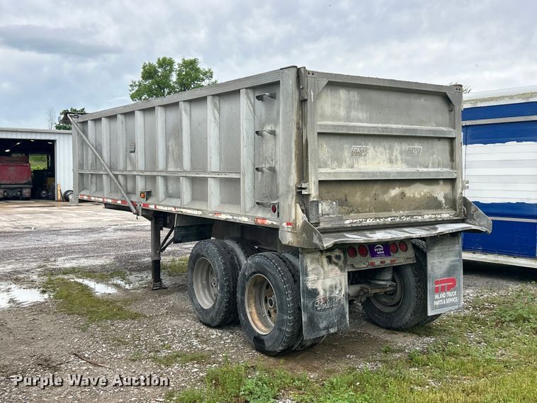 image for item FC2562 1995 East Manufacturing end dump trailer