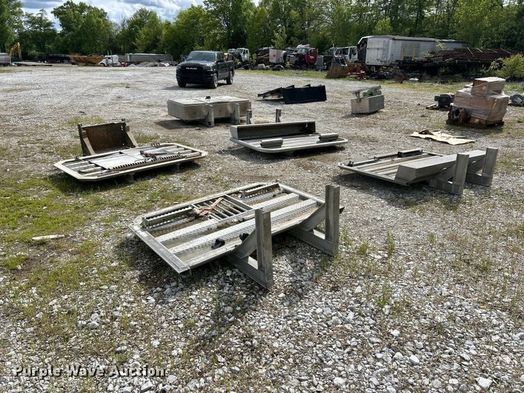 image for item FC2574 (5) headache racks