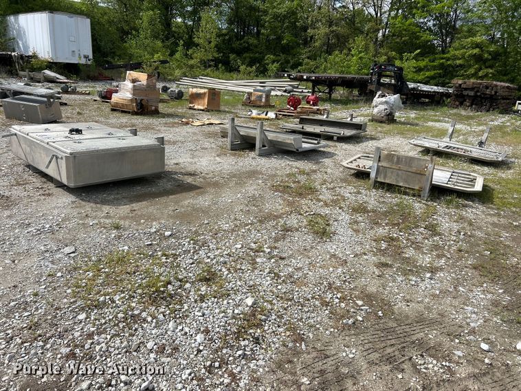 image for item FC2574 (5) headache racks