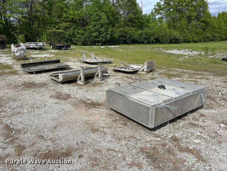 image for item FC2574 (5) headache racks
