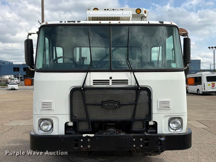 image for item FC3018 2015 Autocar Xpeditor refuse truck