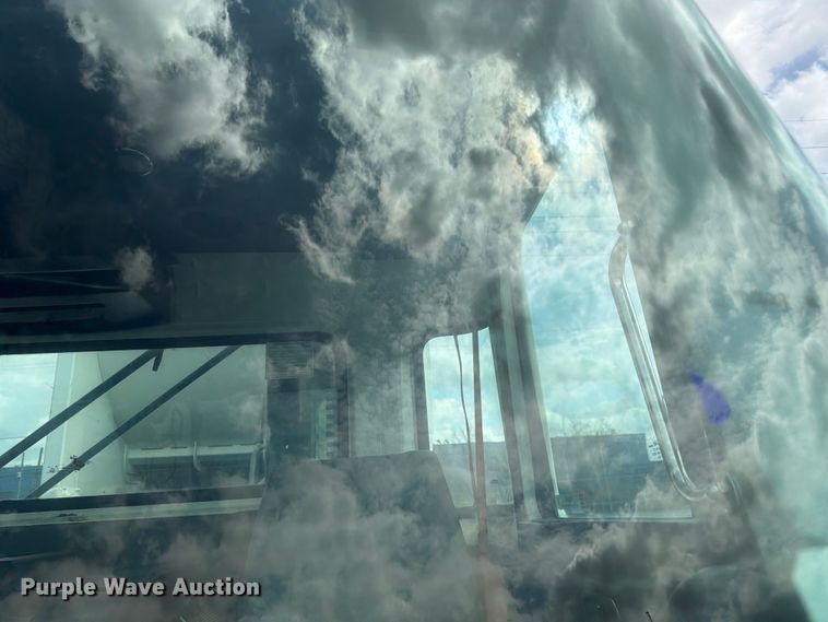 image for item FC3018 2015 Autocar Xpeditor refuse truck