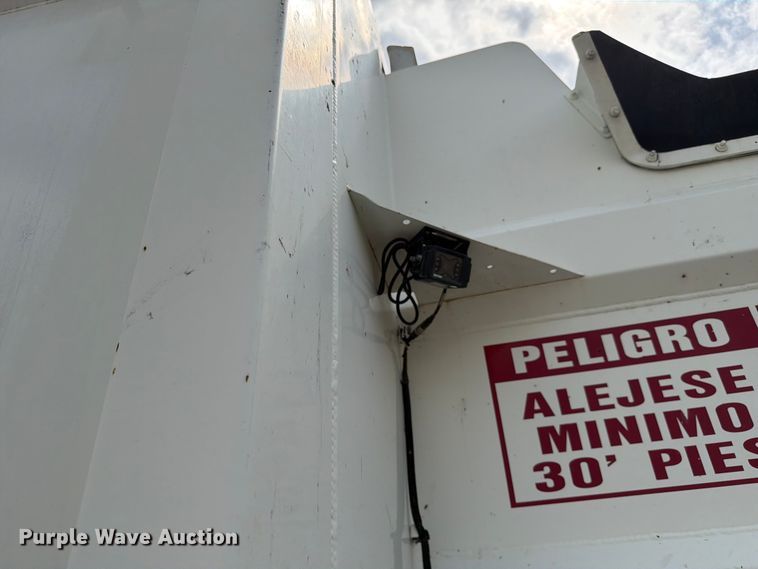 image for item FC3018 2015 Autocar Xpeditor refuse truck