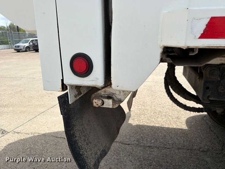 image for item FC3018 2015 Autocar Xpeditor refuse truck