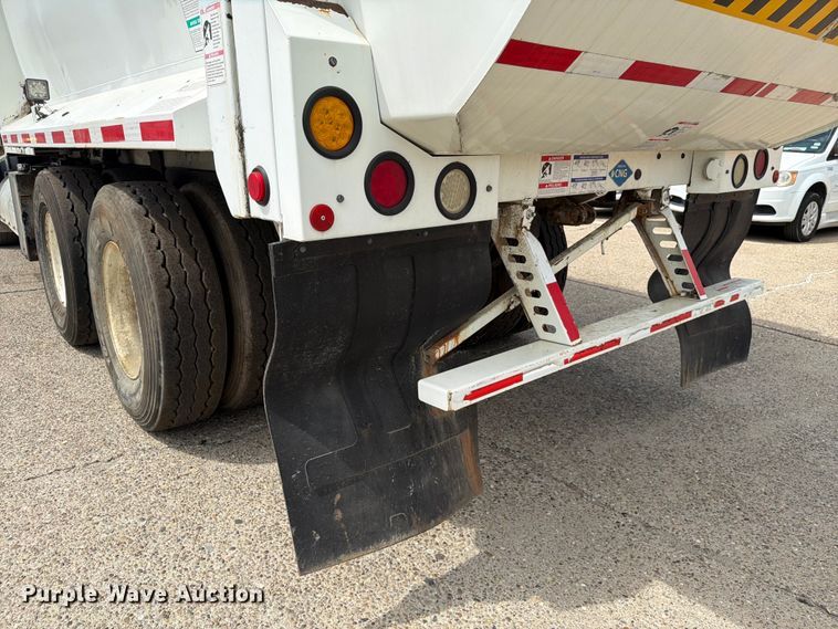 image for item FC3018 2015 Autocar Xpeditor refuse truck