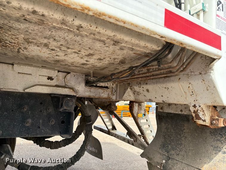 image for item FC3018 2015 Autocar Xpeditor refuse truck