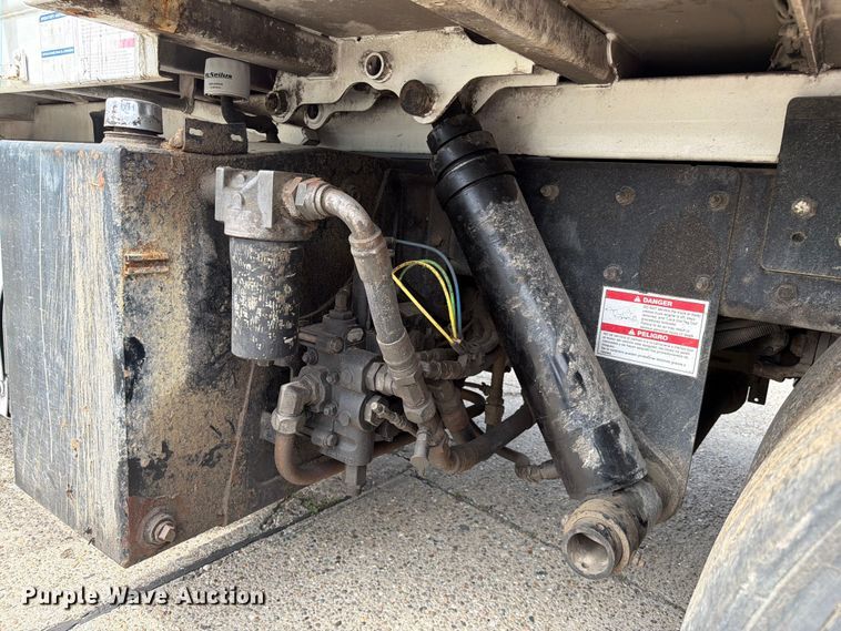 image for item FC3018 2015 Autocar Xpeditor refuse truck