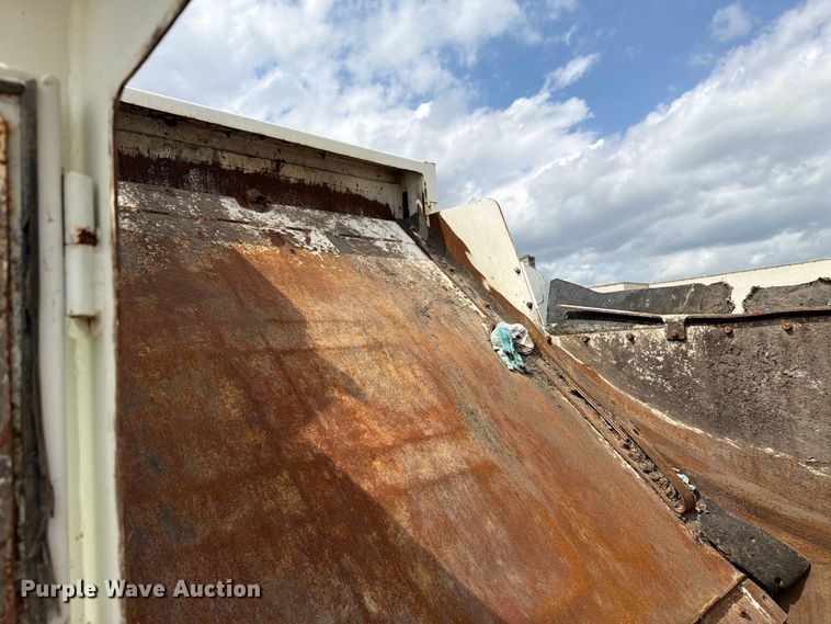 image for item FC3018 2015 Autocar Xpeditor refuse truck