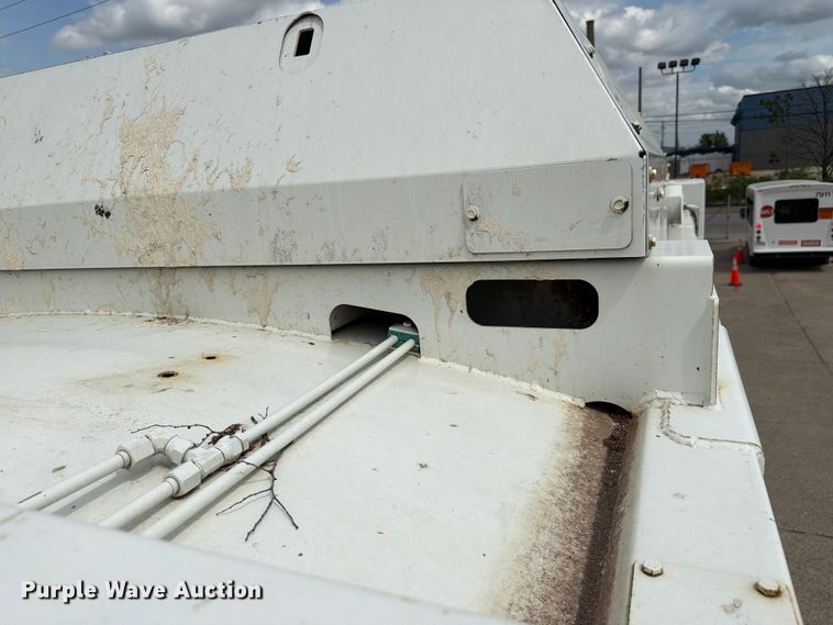 image for item FC3018 2015 Autocar Xpeditor refuse truck