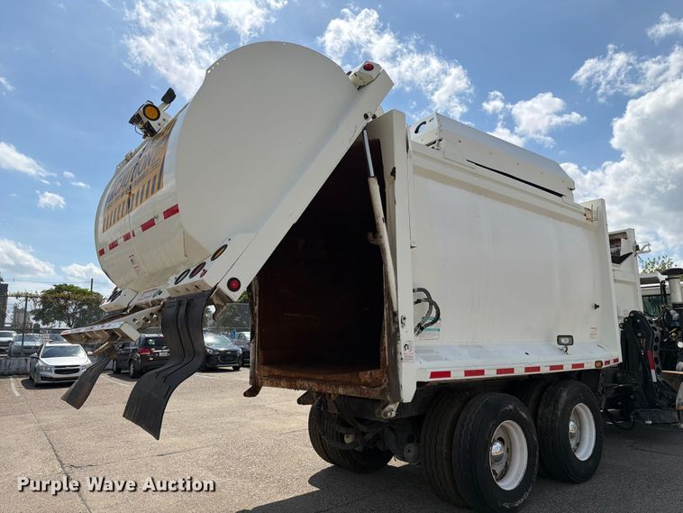 image for item FC3018 2015 Autocar Xpeditor refuse truck