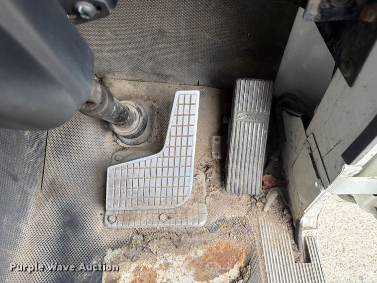 image for item FC3018 2015 Autocar Xpeditor refuse truck