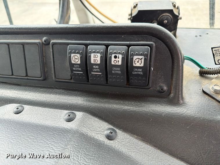 image for item FC3018 2015 Autocar Xpeditor refuse truck