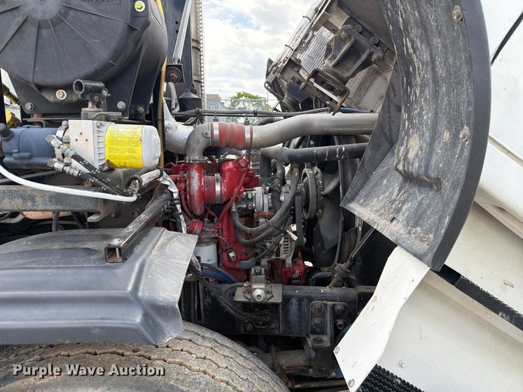 image for item FC3018 2015 Autocar Xpeditor refuse truck