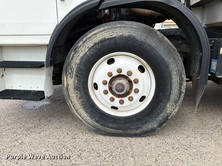 image for item FC3018 2015 Autocar Xpeditor refuse truck