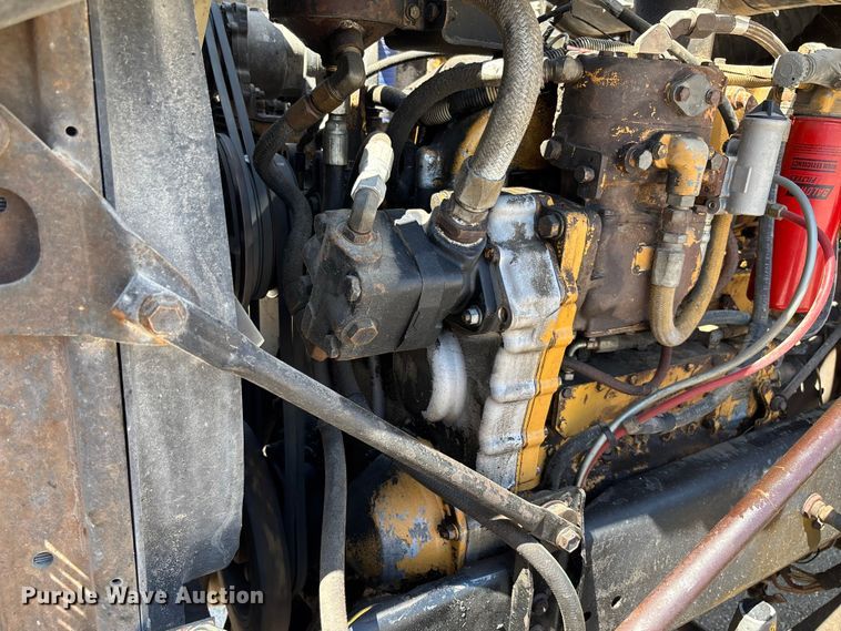 image for item FC5593 1987 Freightliner FLC truck cab and chassis