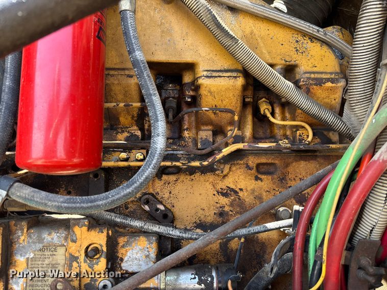 image for item FC5593 1987 Freightliner FLC truck cab and chassis