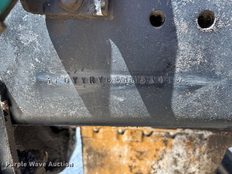 image for item FC5593 1987 Freightliner FLC truck cab and chassis