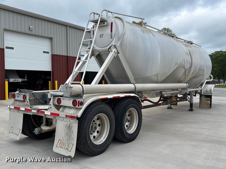 image for item FC5611 2012 Heil pneumatic dry bulk trailer
