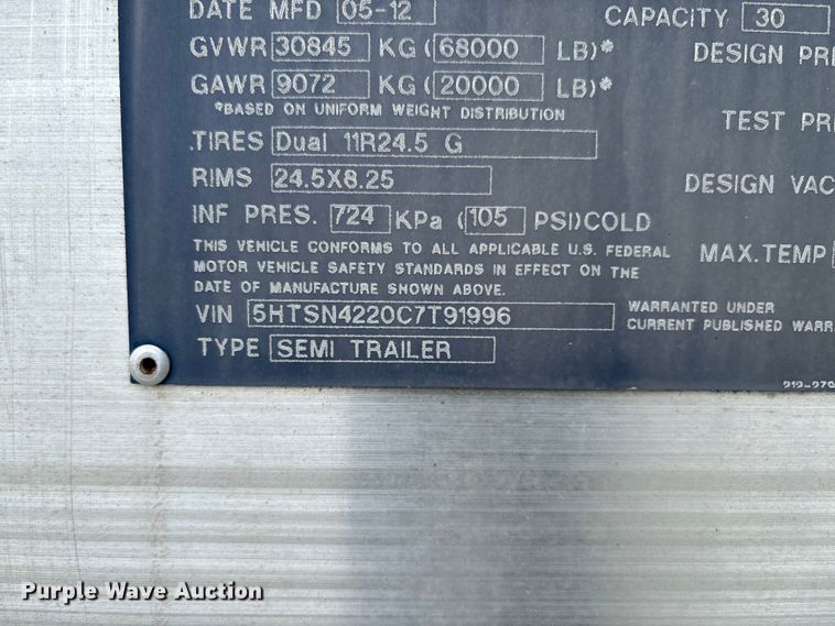 image for item FC5612 2012 Heil pneumatic dry bulk trailer