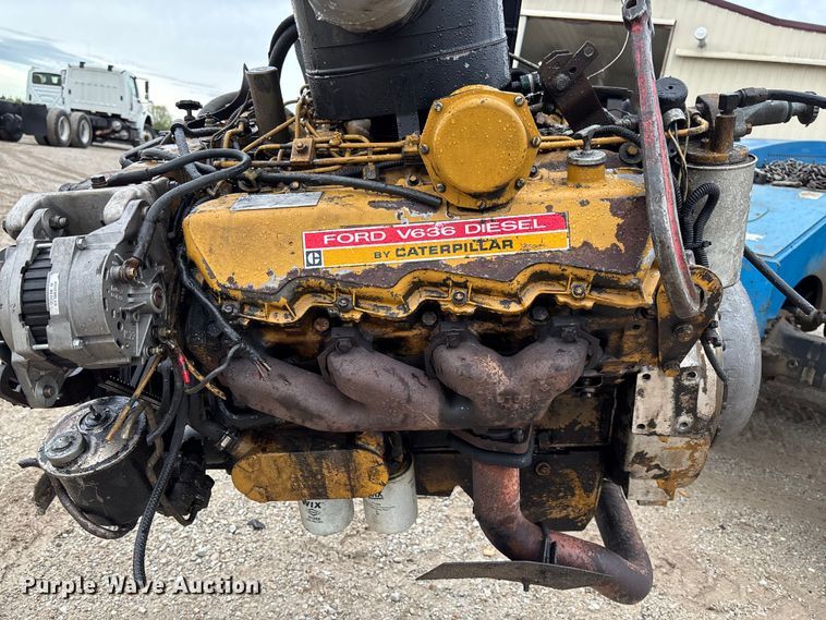 image for item FC5613 Caterpillar V636 engine
