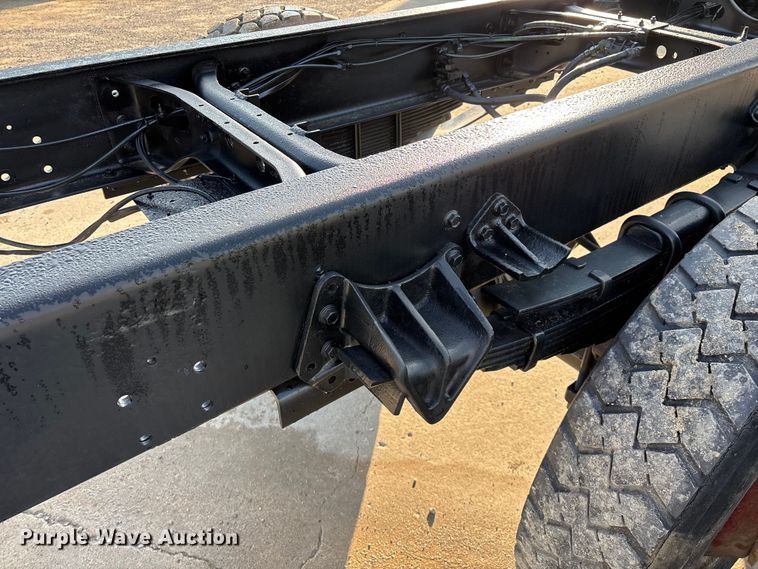 image for item FG0268 1990 International 4800 truck cab and chassis