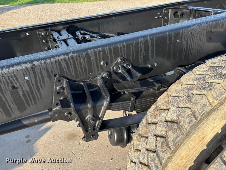 image for item FG0268 1990 International 4800 truck cab and chassis