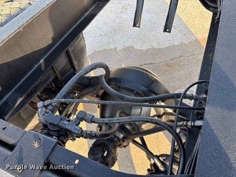 image for item FG0268 1990 International 4800 truck cab and chassis