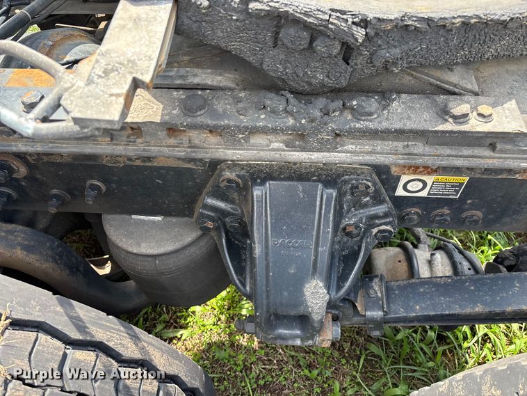 image for item FG0270 2014 Kenworth T680 semi truck