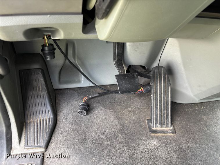 image for item FG0270 2014 Kenworth T680 semi truck