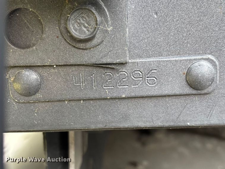image for item FG0270 2014 Kenworth T680 semi truck