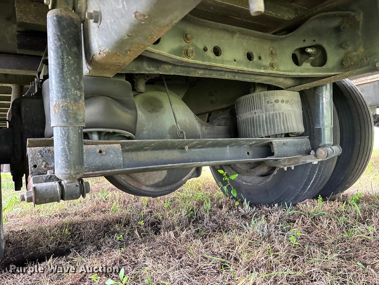 image for item FG0271 2001 International 4700 box truck