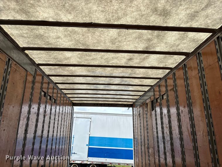 image for item FG0271 2001 International 4700 box truck