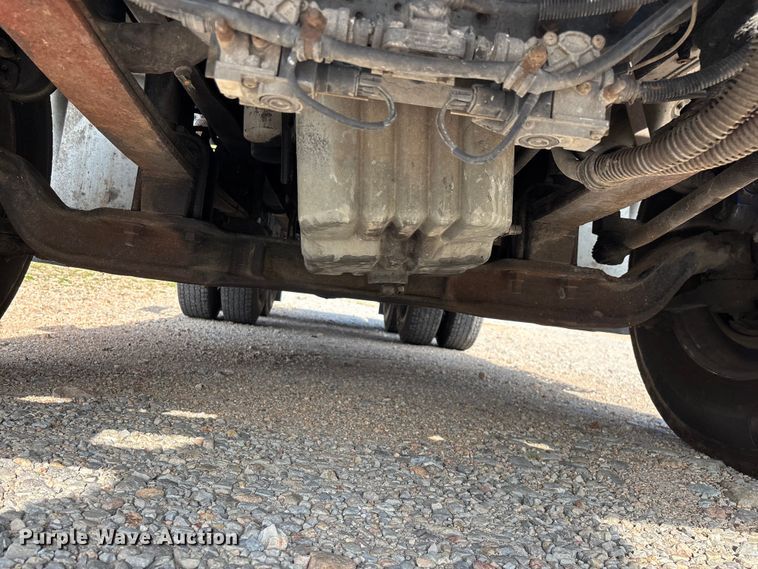 image for item FG0328 1998 International 9200  semi truck