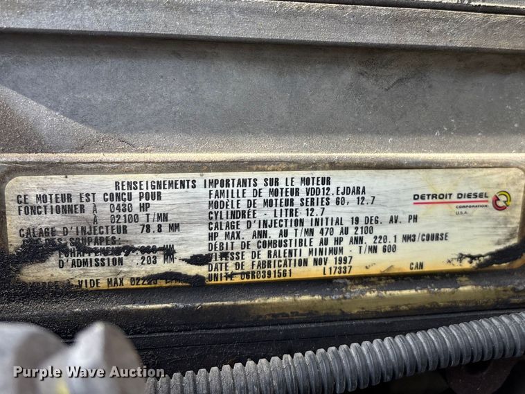 image for item FG0328 1998 International 9200  semi truck
