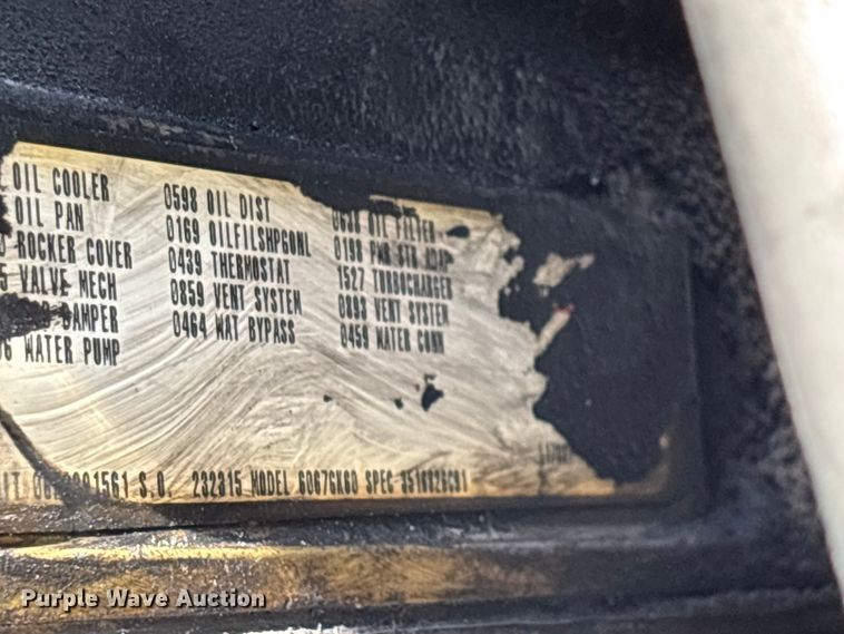 image for item FG0328 1998 International 9200  semi truck