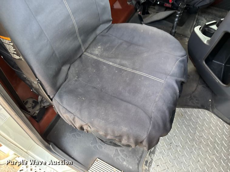 image for item FG0329 2016 Mack Titan TD713  semi truck