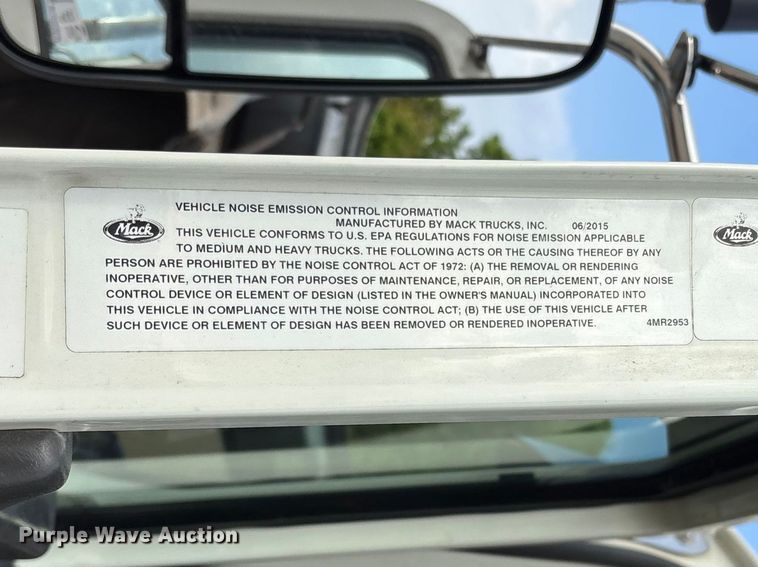 image for item FG0329 2016 Mack Titan TD713  semi truck