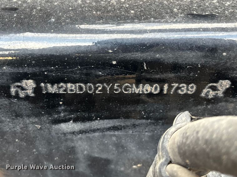 image for item FG0329 2016 Mack Titan TD713  semi truck