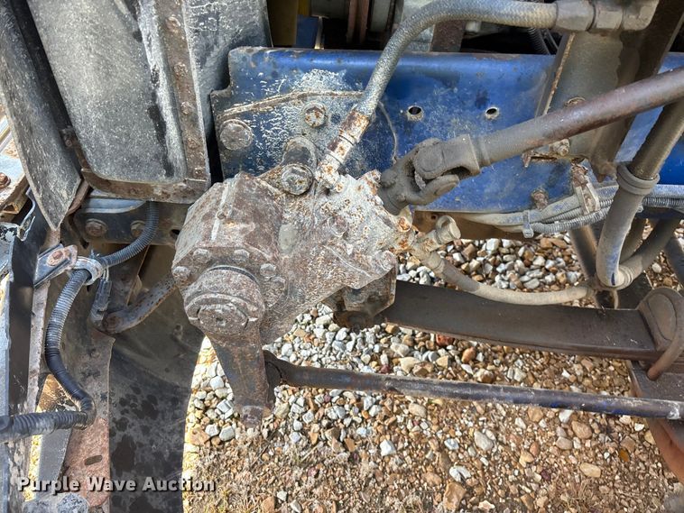 image for item FG0338 1995 Freightliner USF-1E truck cab and chassis
