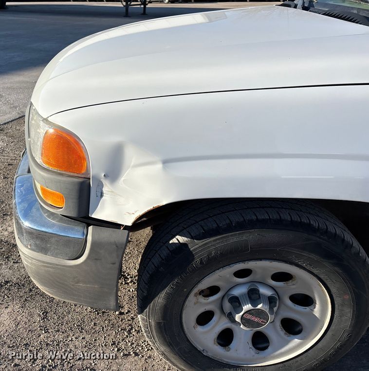 image for item FG1091 2006 GMC Sierra 1500 Ext. Cab pickup truck
