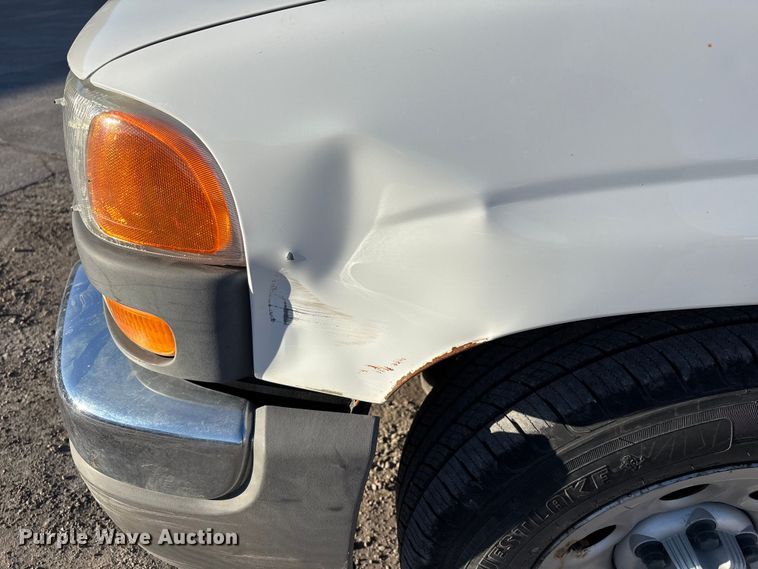 image for item FG1091 2006 GMC Sierra 1500 Ext. Cab pickup truck