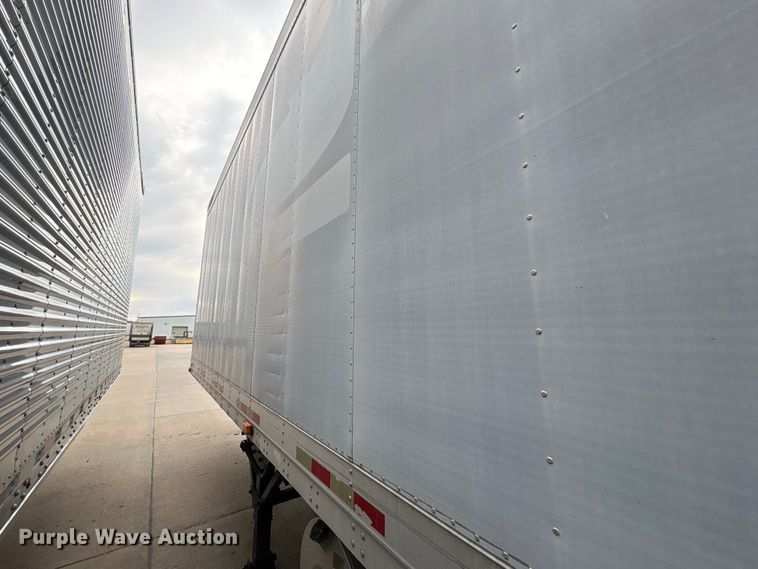 image for item FG2818 2001 Great Dane 701 TZ-1A refrigerated van trailer