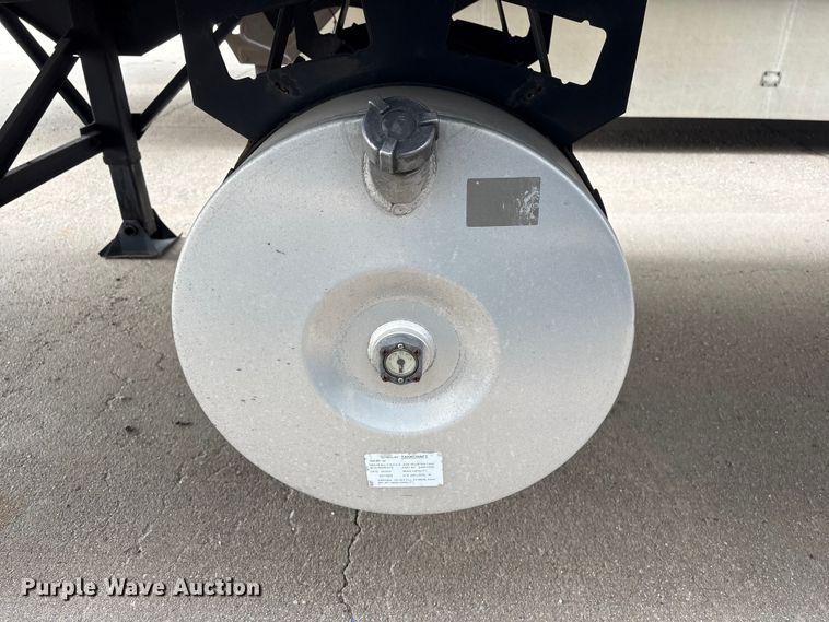 image for item FG2818 2001 Great Dane 701 TZ-1A refrigerated van trailer
